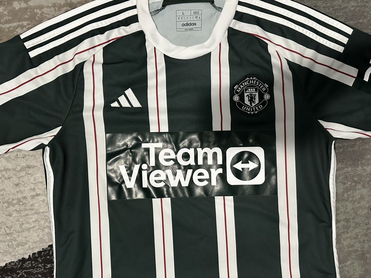 Adidas Manchester United 23/24 Jersey Size US L / EU 52-54 / 3 - 2 Thumbnail