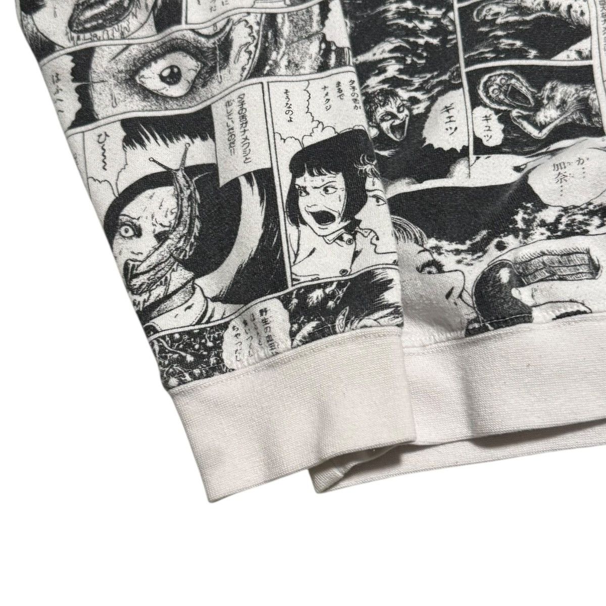 Other Junji Ito Crunchy Roll Manga Panel Horror Sweatshirt Boxy S Size S / US 4 / IT 40 - 5 Thumbnail