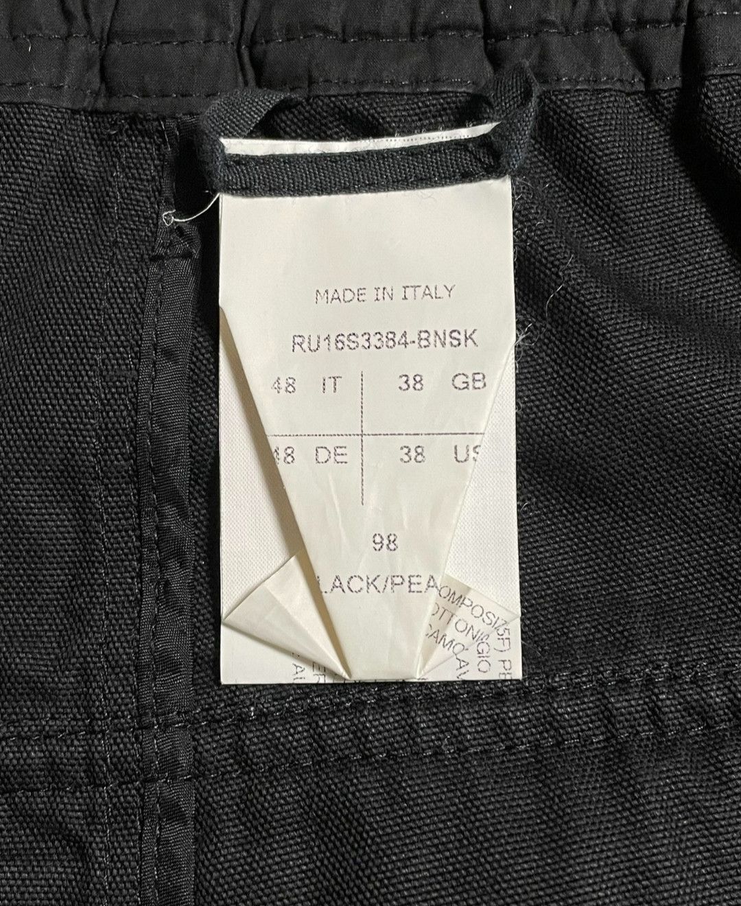 Rick Owens Rick owens folded line shorts Size US 32 / EU 48 - 3 Thumbnail