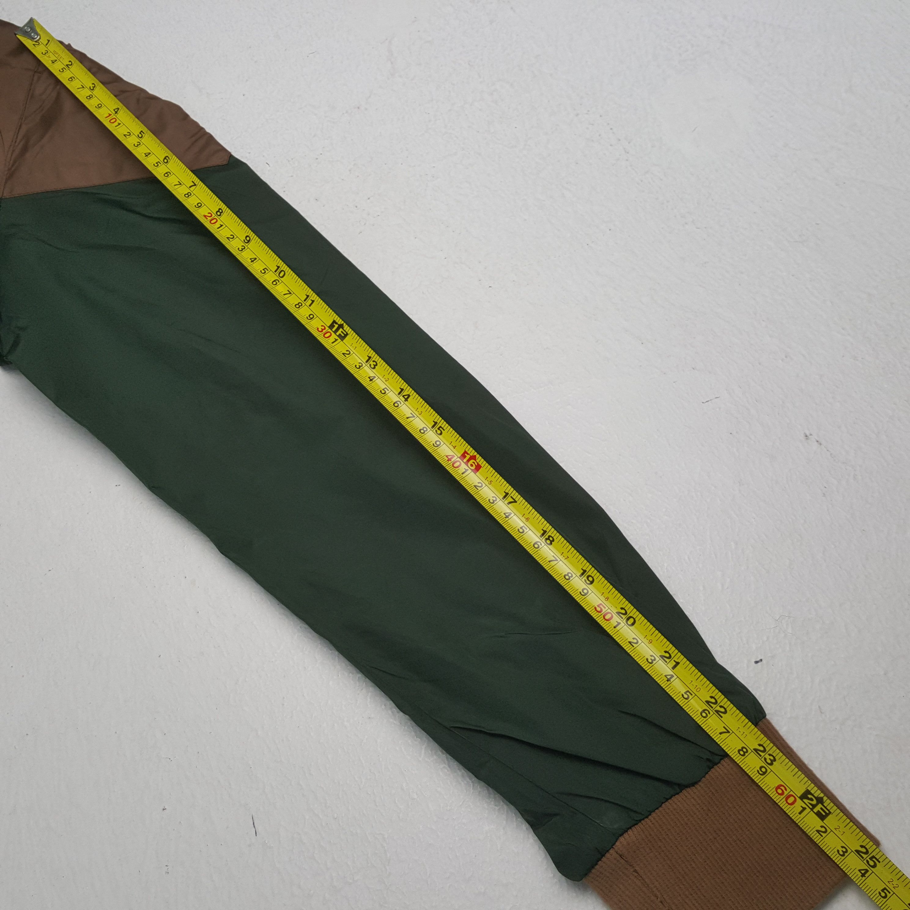 Black Barrett Vintage Black Barrett Fashion Brand Windbreaker Jacket RR3 Size US XS / EU 42 / 0 - 6 Thumbnail