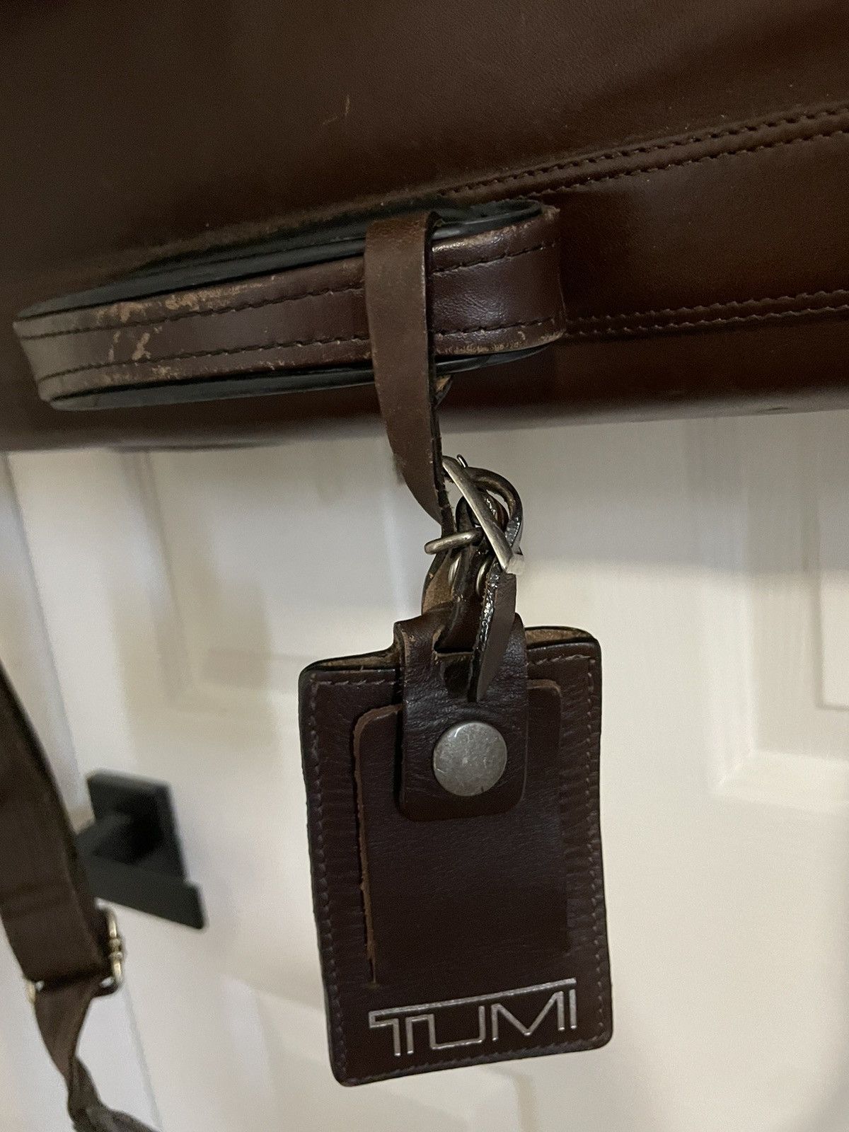 Tumi Tumi genuine leather full size garment traveler Size ONE SIZE - 9 Thumbnail