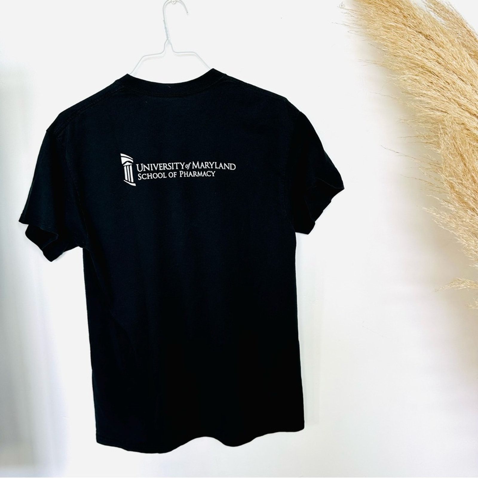 Vintage MENS VINTAGE Black White Periodic Table University Tee Shirt Size US L / EU 52-54 / 3 - 5 Thumbnail