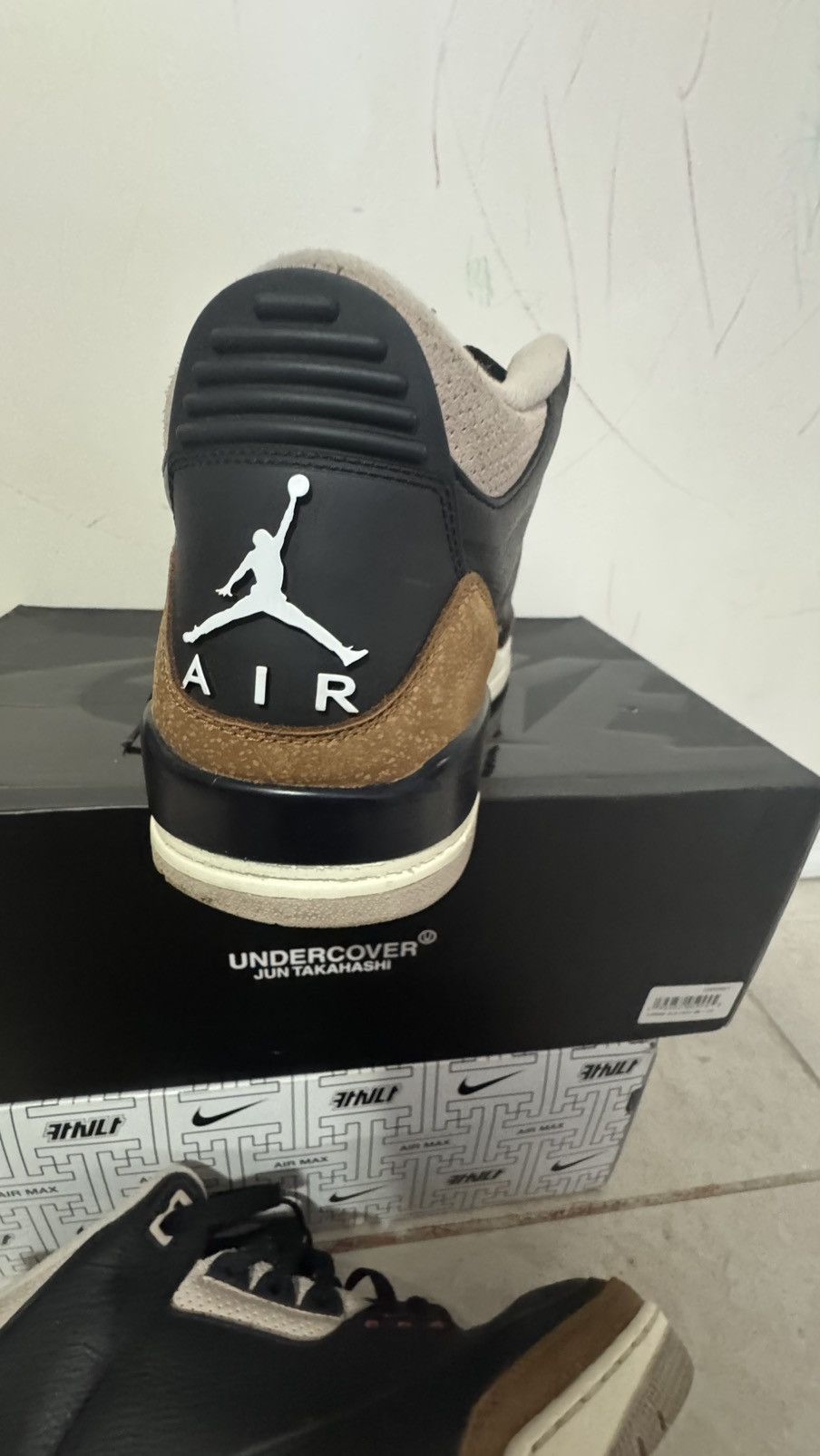 Jordan Brand Nike Air Jordan desert elephant, size 13 Size US 13 / EU 46 - 7 Thumbnail