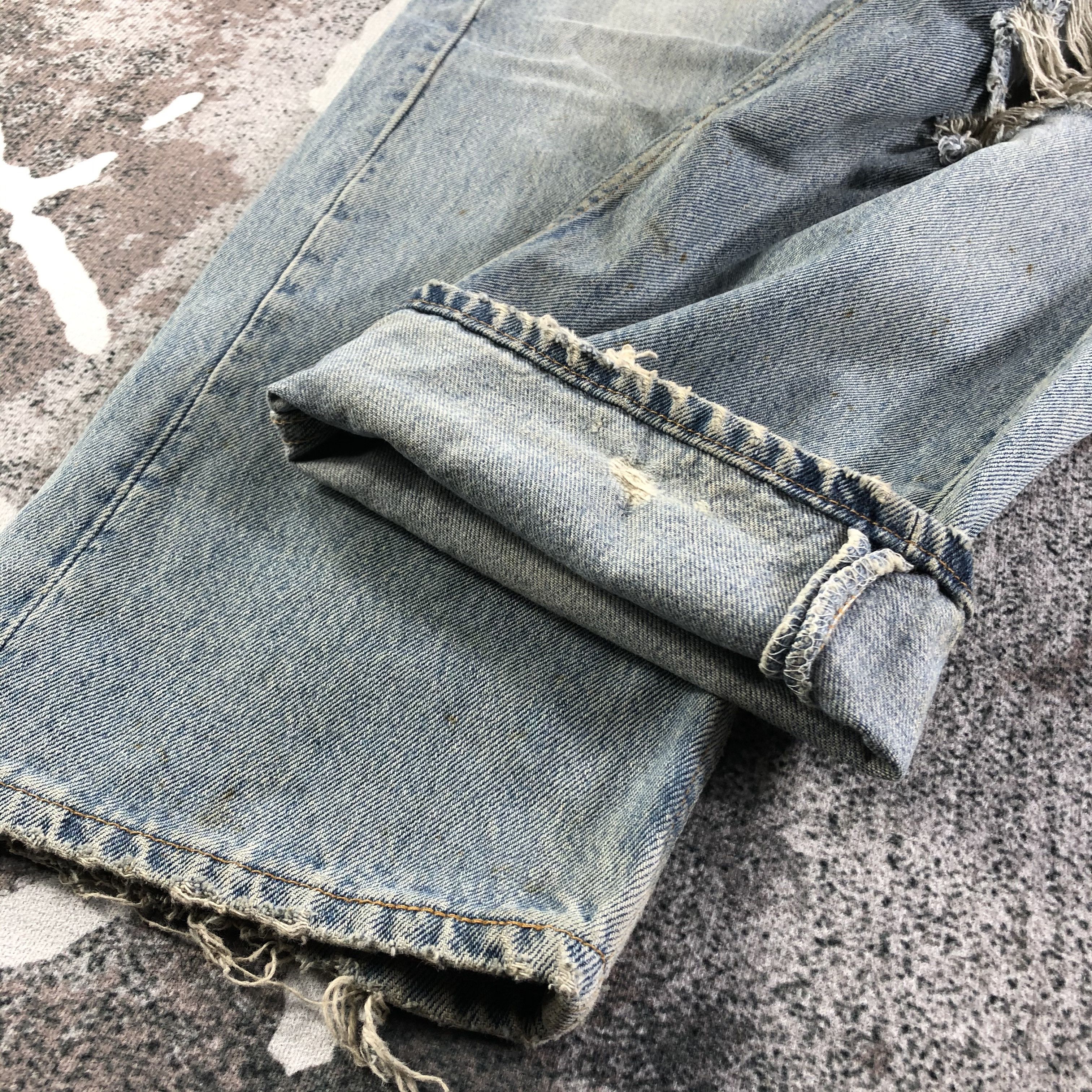 Levi's Vintage Levis 501 Jeans Ripped Denim KJ2420 Size US 34 / EU 50 - 7 Thumbnail
