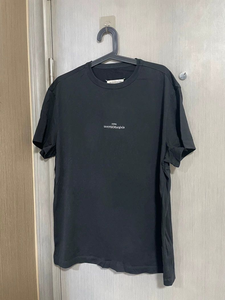 Maison Margiela Inverted logo classic short-sleeved T-shirt