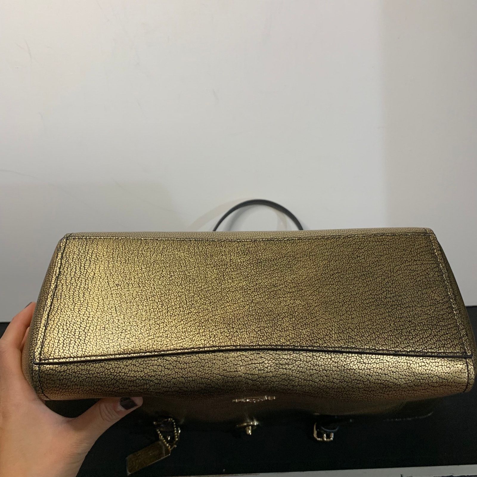 Coach Coach Gold Metallic Turnlock Tote Size ONE SIZE - 12 Thumbnail