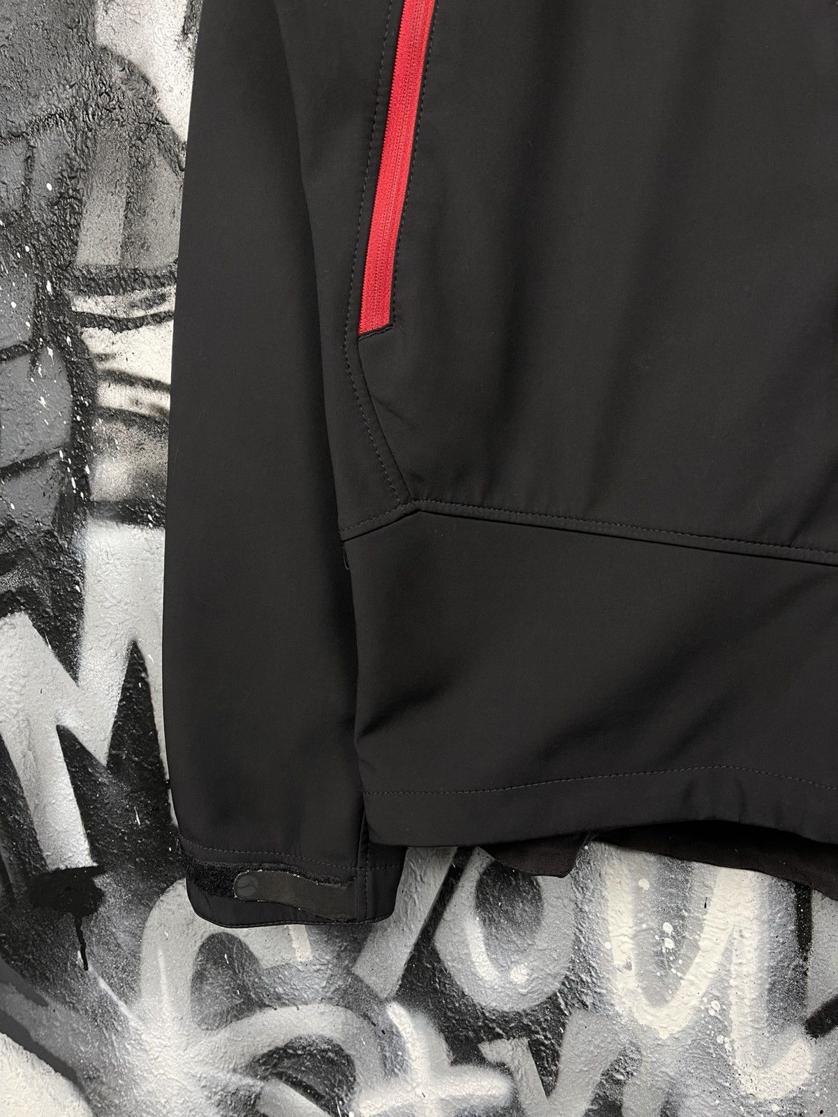 Montane Montane Dyno XT Softshell Black Hiking Jacket Men’s Size M Size US M / EU 48-50 / 2 - 5 Thumbnail