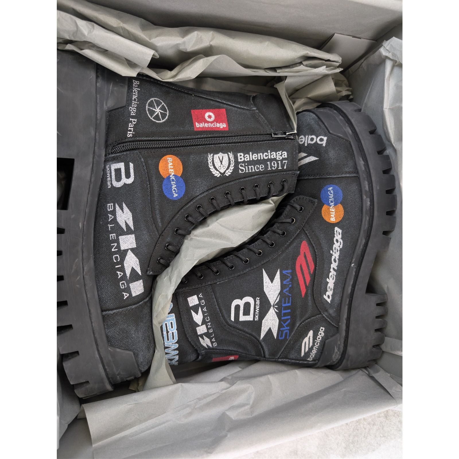 Balenciaga o1rshd1 Q:2 / Combat Strike L20 Cotton Canvas/Print Boot Size US 9 / EU 42 - 21 Thumbnail