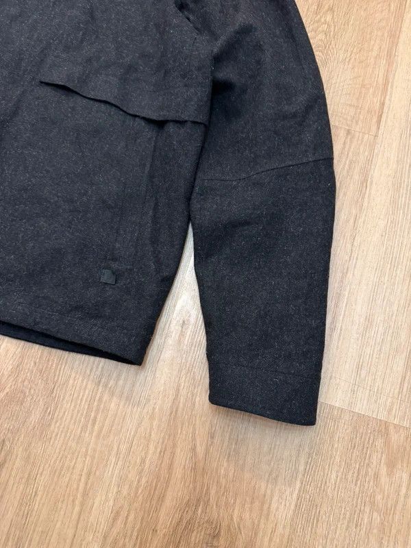 Lululemon Lululemon Storm Break Rain Jacket Wool size L Size US L / EU 52-54 / 3 - 5 Thumbnail