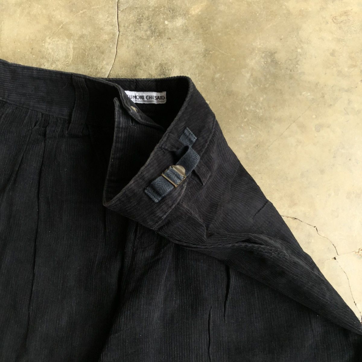 Issey Miyake 2000s Tsumori Chisato by Issey Miyake Corduroy Pants Black Size US 29 - 6 Thumbnail