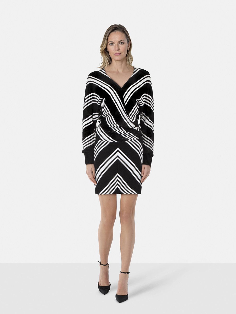 Balmain Black & White Long Sleeve Striped Dress Size XS / US 0-2 / IT 36-38 - 1 Thumbnail