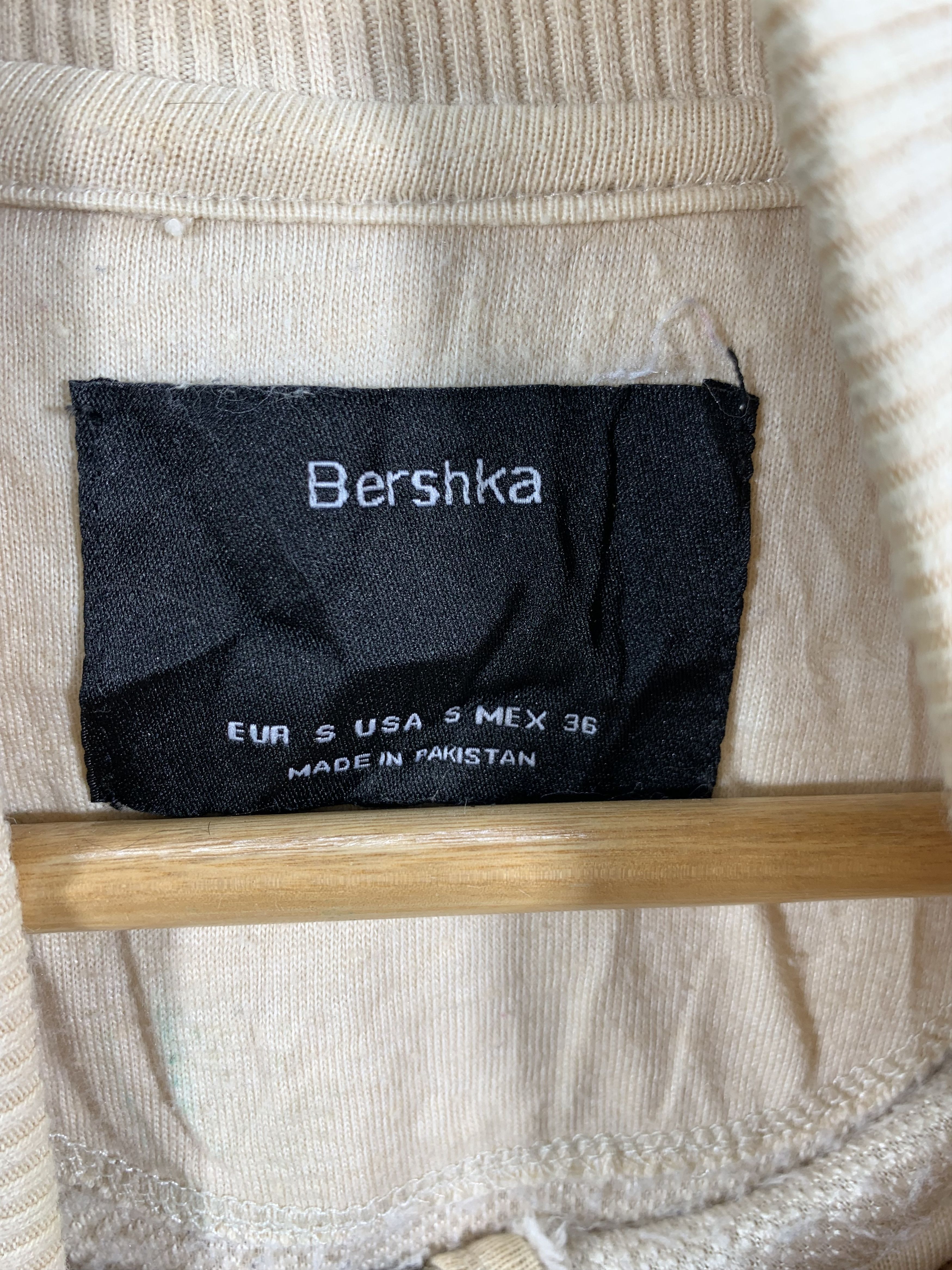 Bershka × Vintage ⚡️Bershka Fury Fleece Sweatshirts Size US M / EU 48-50 / 2 - 4 Thumbnail