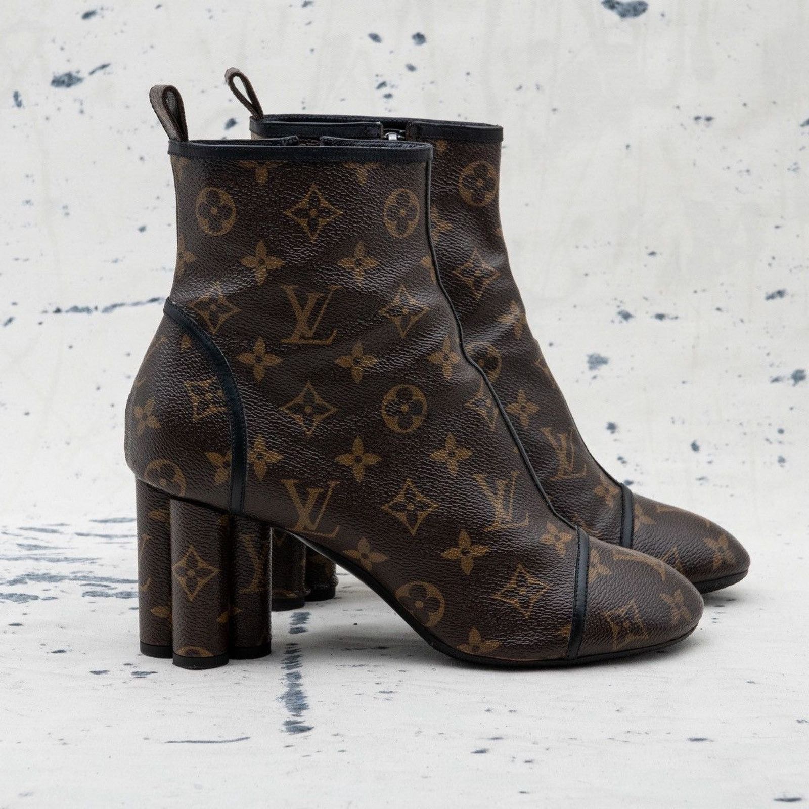 Louis Vuitton Vintage louis vuitton monogram logo brown leather heel boots Size US 7.5 / IT 37.5 - 3 Thumbnail