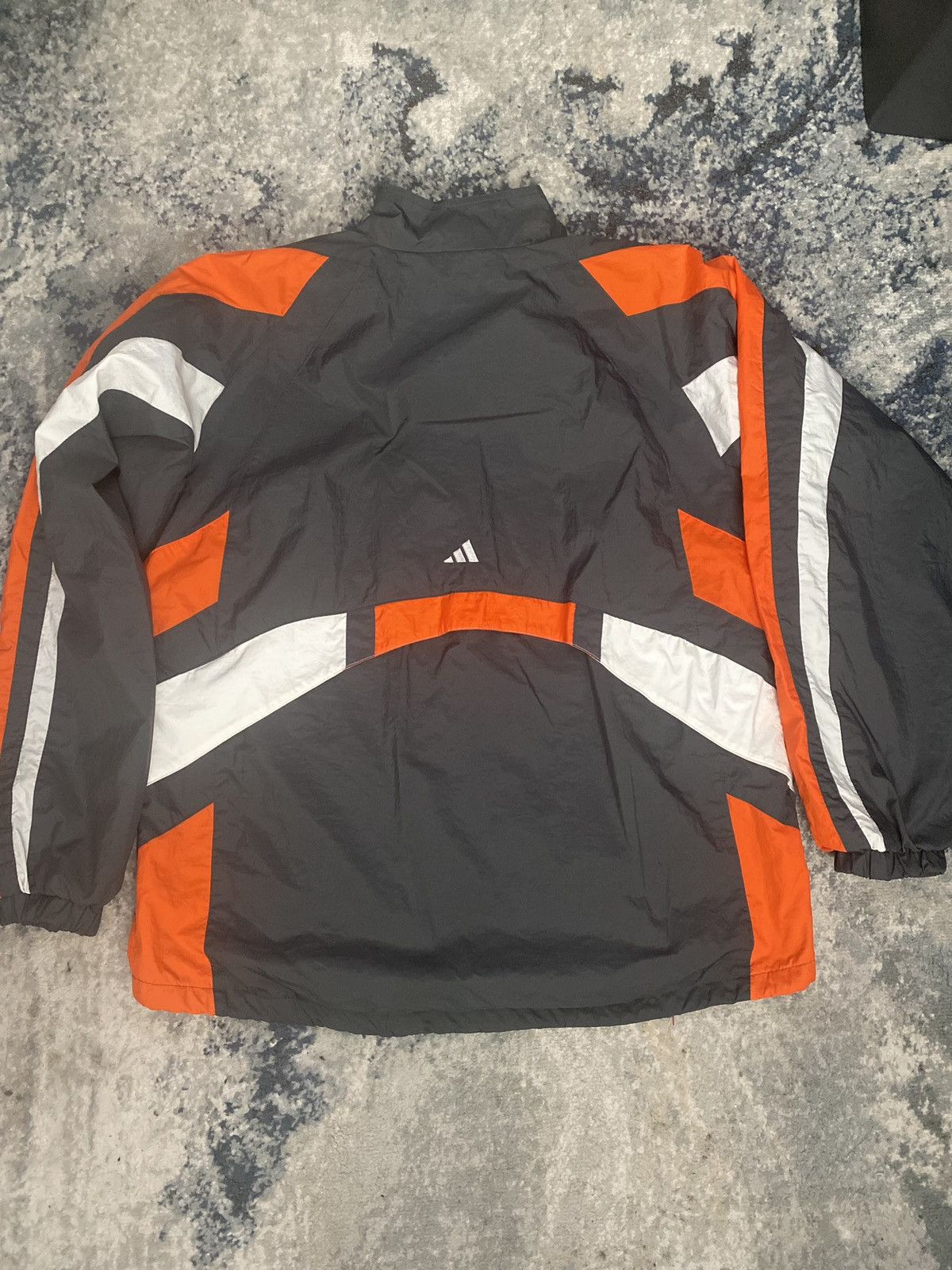 Adidas Vintage adidas windbreaker Size US M / EU 48-50 / 2 - 3 Thumbnail