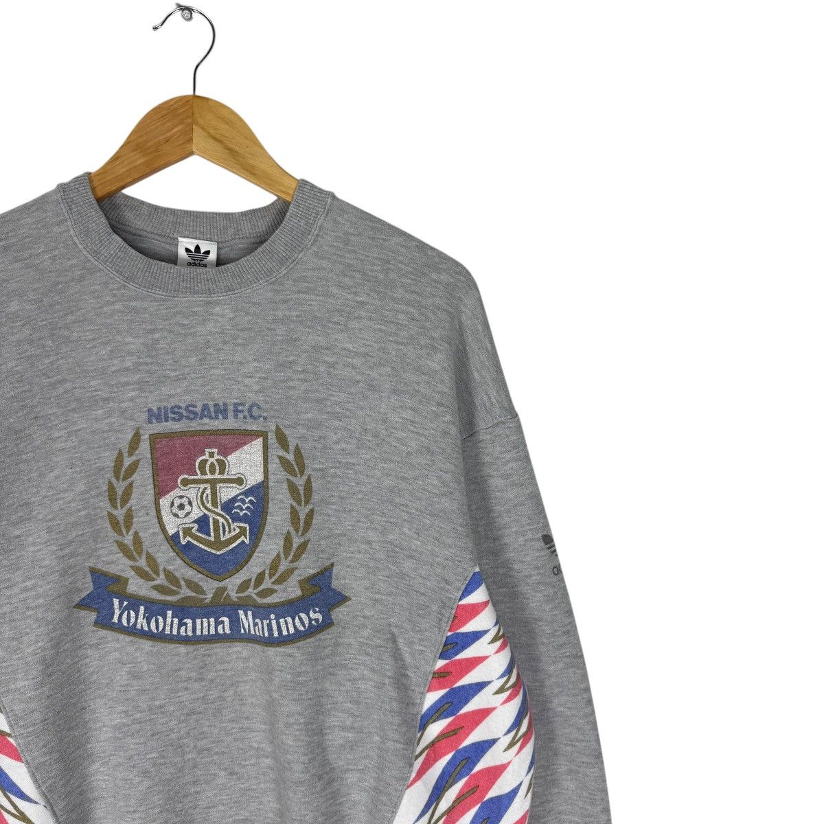 Adidas ☀️90s ADIDAS YOKOHAMA MARINOS J LEAGUE SWEATSHIRT Size US L / EU 52-54 / 3 - 4 Thumbnail