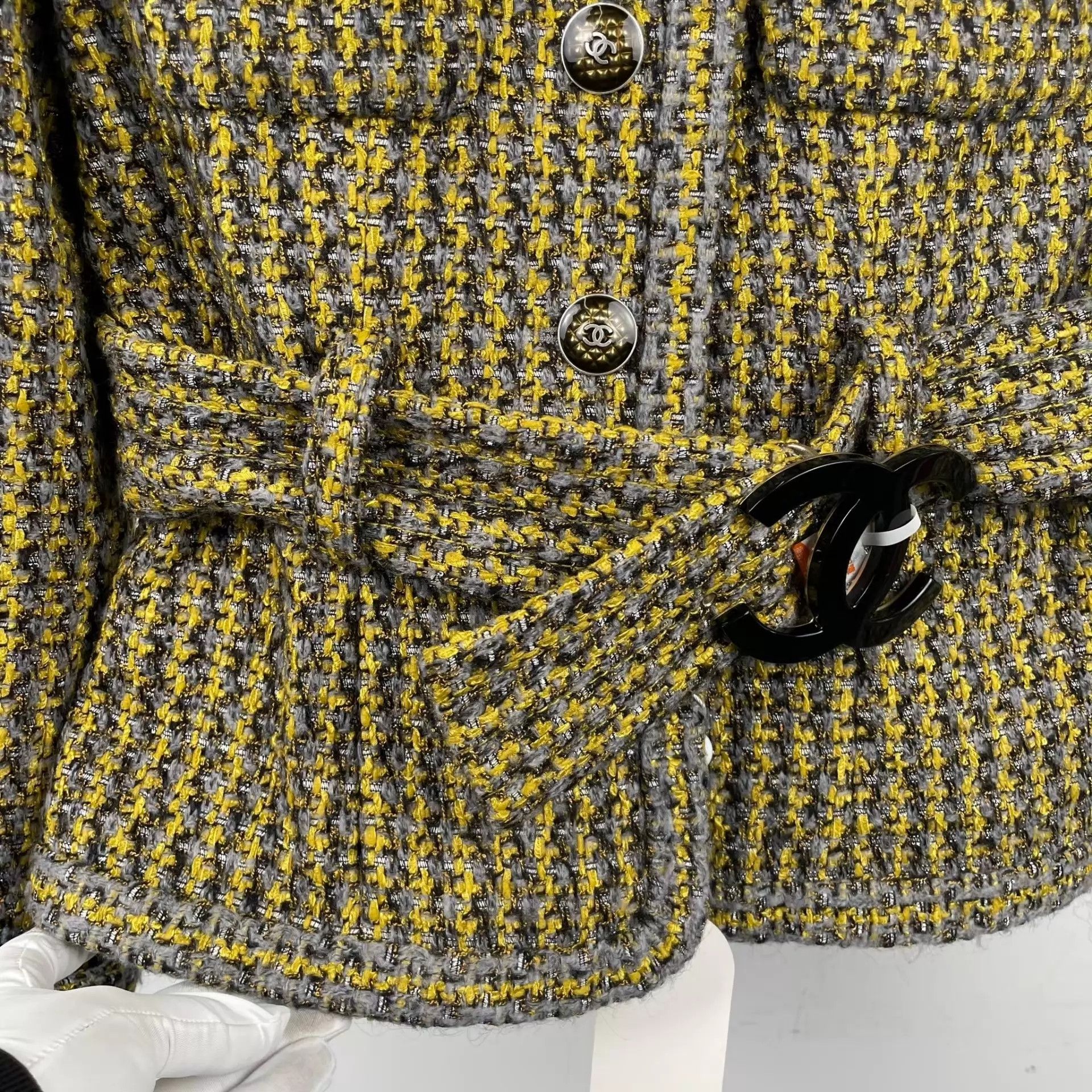 Chanel Chanel Tweed Jacket Women's Yellow Colorblock Size XS / US 0-2 / IT 36-38 - 3 Thumbnail
