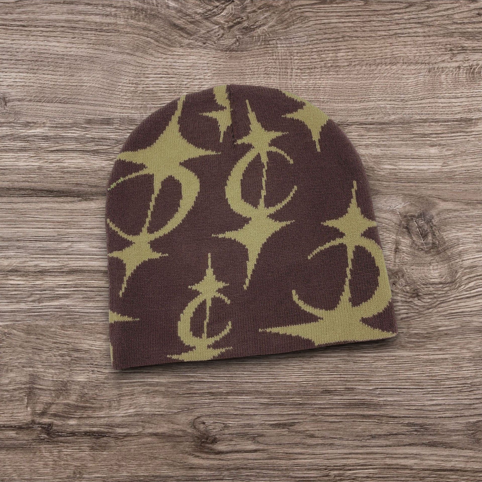Y2K Grunge Alt Knit Beanie Camo Star Pattern Brown Hat, Men’s