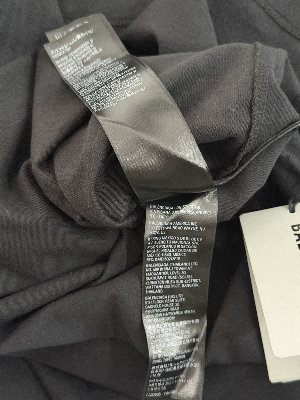 Balenciaga Balenciaga Graffiti Tshirt Black Sz.1 Oversized Size US S / EU 44-46 / 1 - 12 Thumbnail