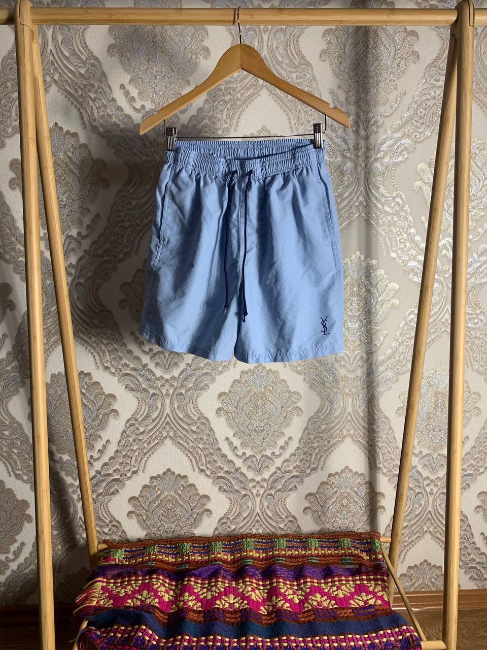 Yves Saint Laurent VINTAGE YVES SAINT LAURENT RETRO DESIGNER SHORTS CASUAL 90s Size US 33 - 1 Thumbnail