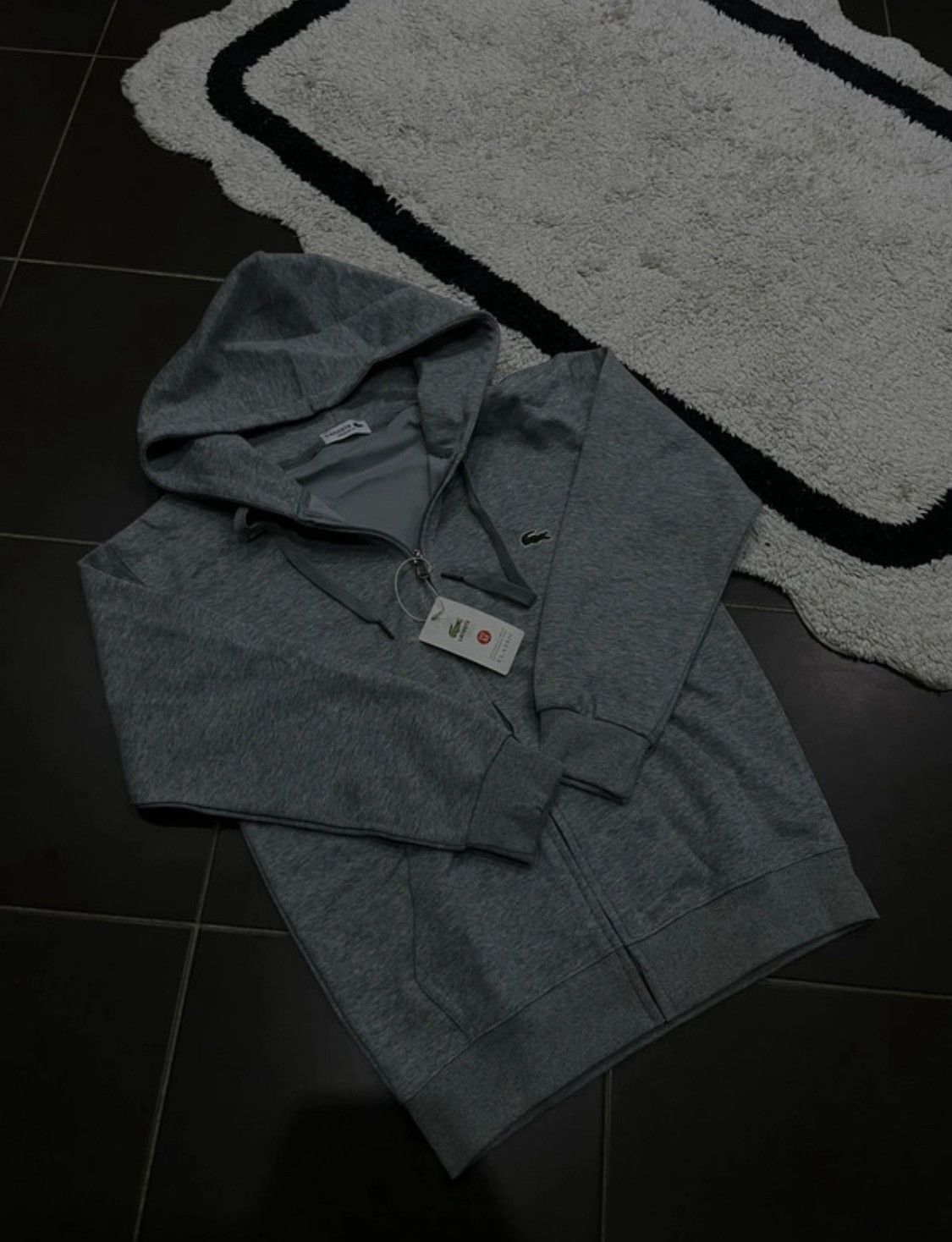 Lacoste 🐊 Lacoste Zip-Up Hoodie – Stylish & Comfortable Size US L / EU 52-54 / 3 - 1 Thumbnail