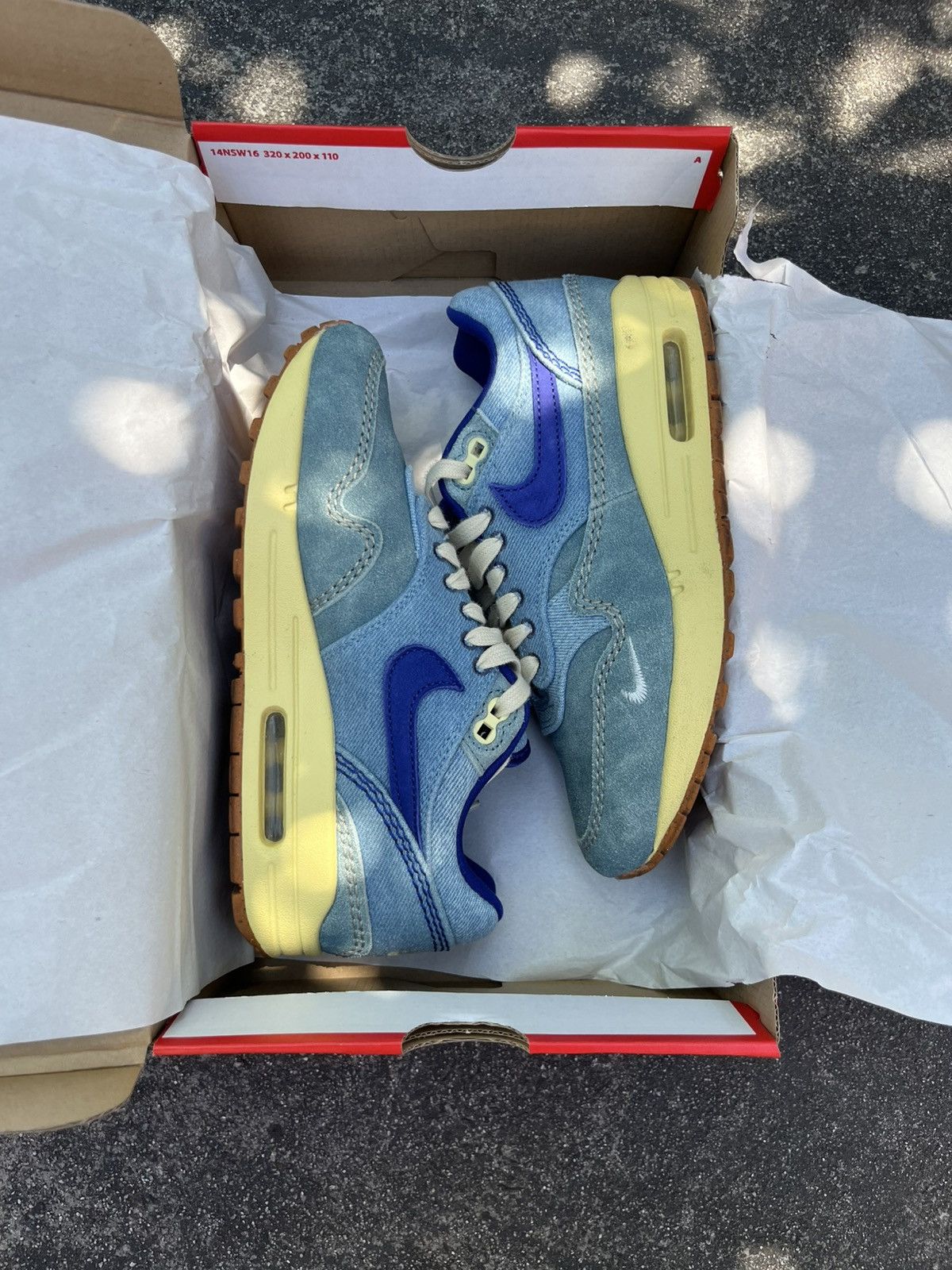 Nike NIKE AIR MAX 1 PREMIUM DIRTY DENIM Size US 5 / EU 37 - 7 Thumbnail