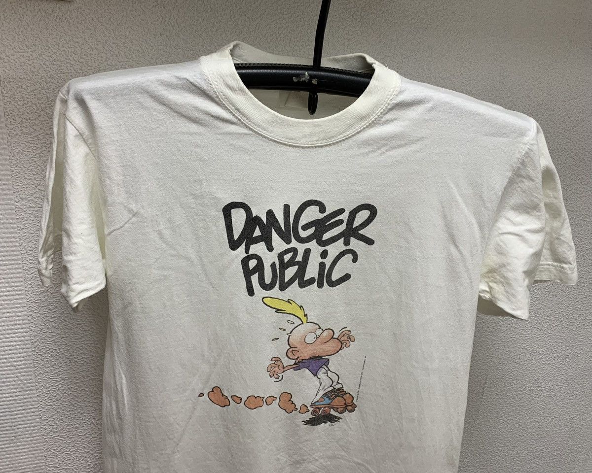 Vintage Danger public vintage 1998 t-shirt Single L-Xl sz Size US L / EU 52-54 / 3 - 2 Thumbnail