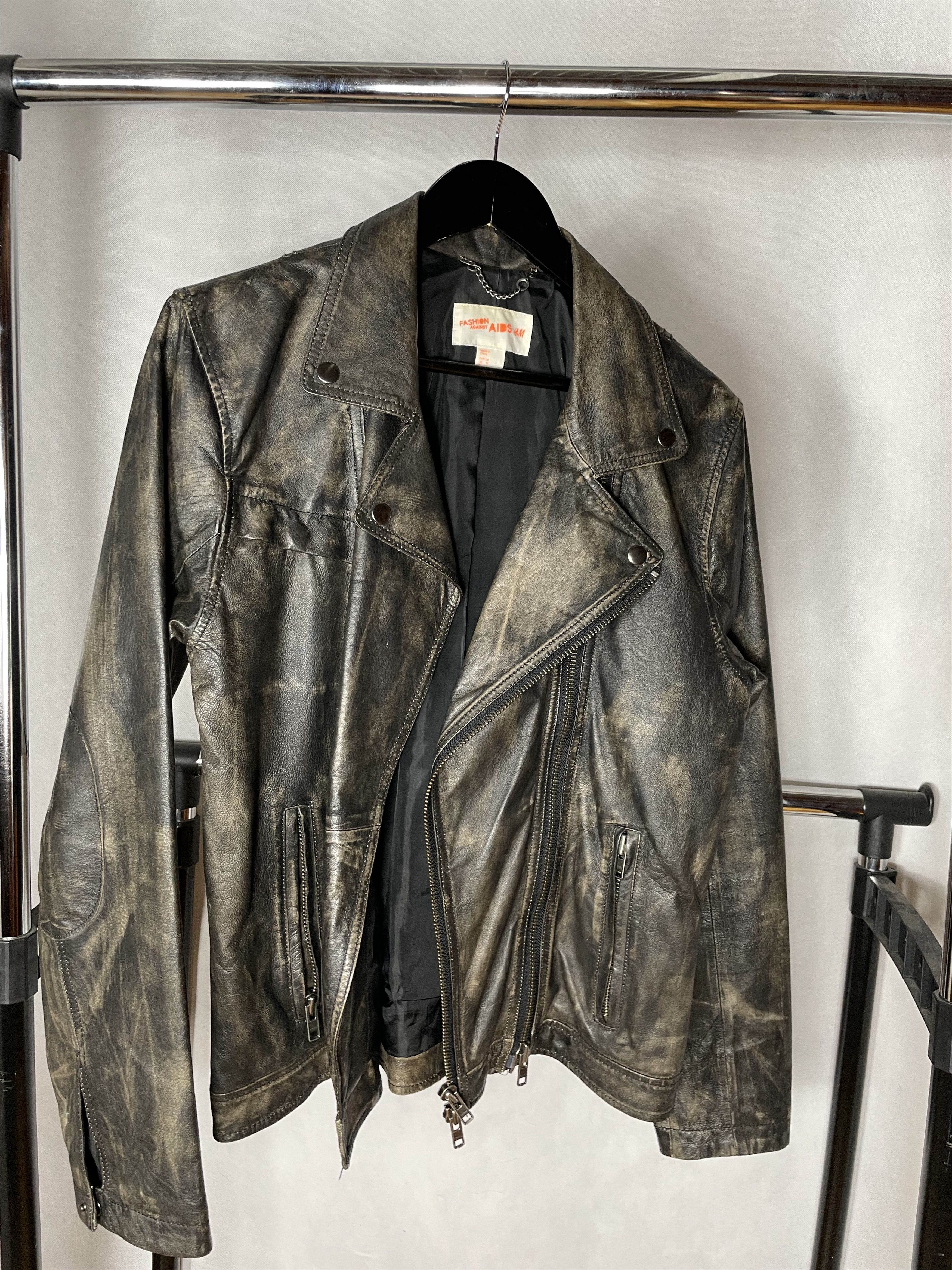 H&M × Vintage H&M x Fashion Against Aids Leather Jacket Size US L / EU 52-54 / 3 - 4 Thumbnail