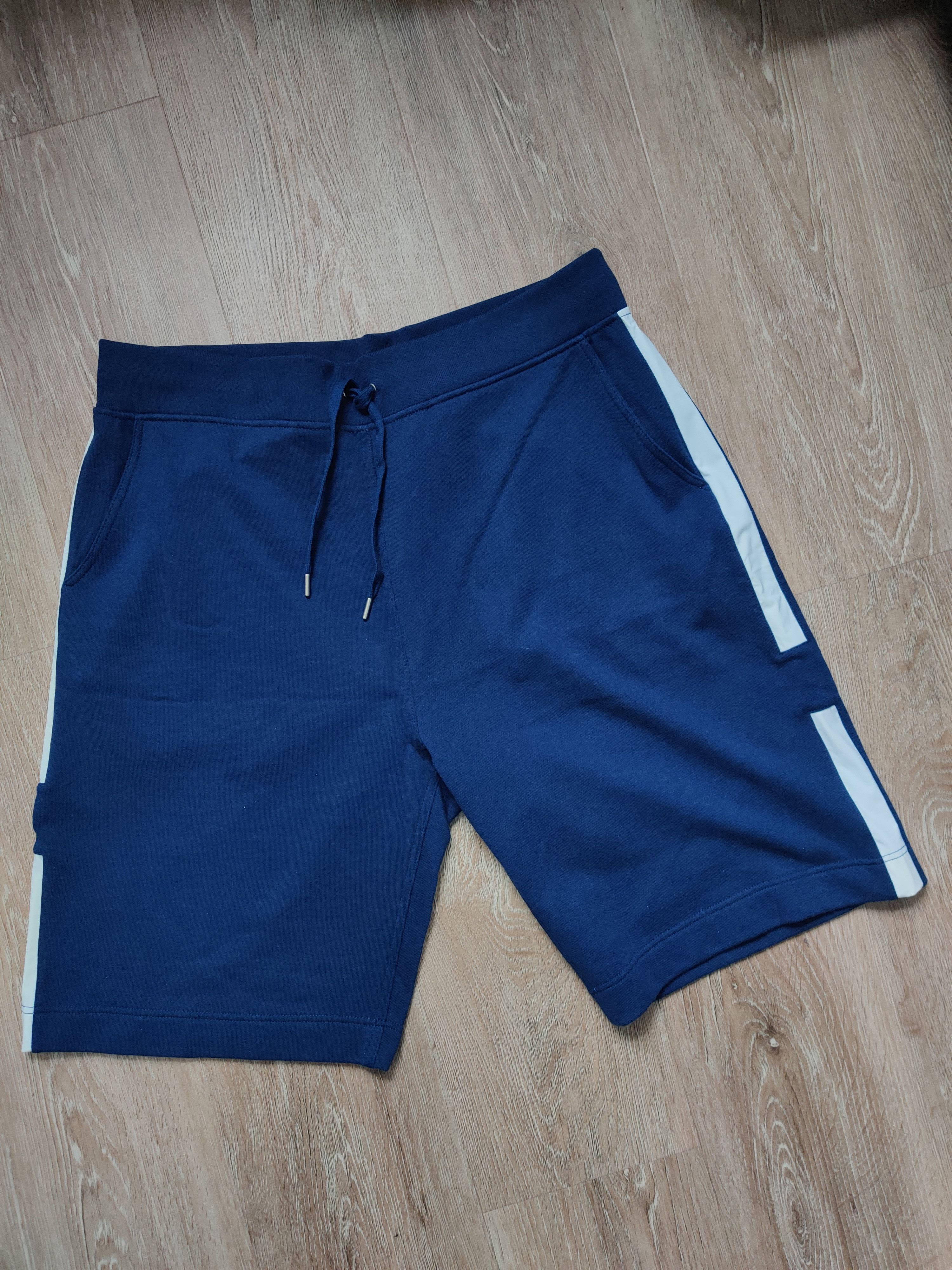 image of Hermes Short Hermès - XL (New With Tag) in Blue, Men's (Size 40)