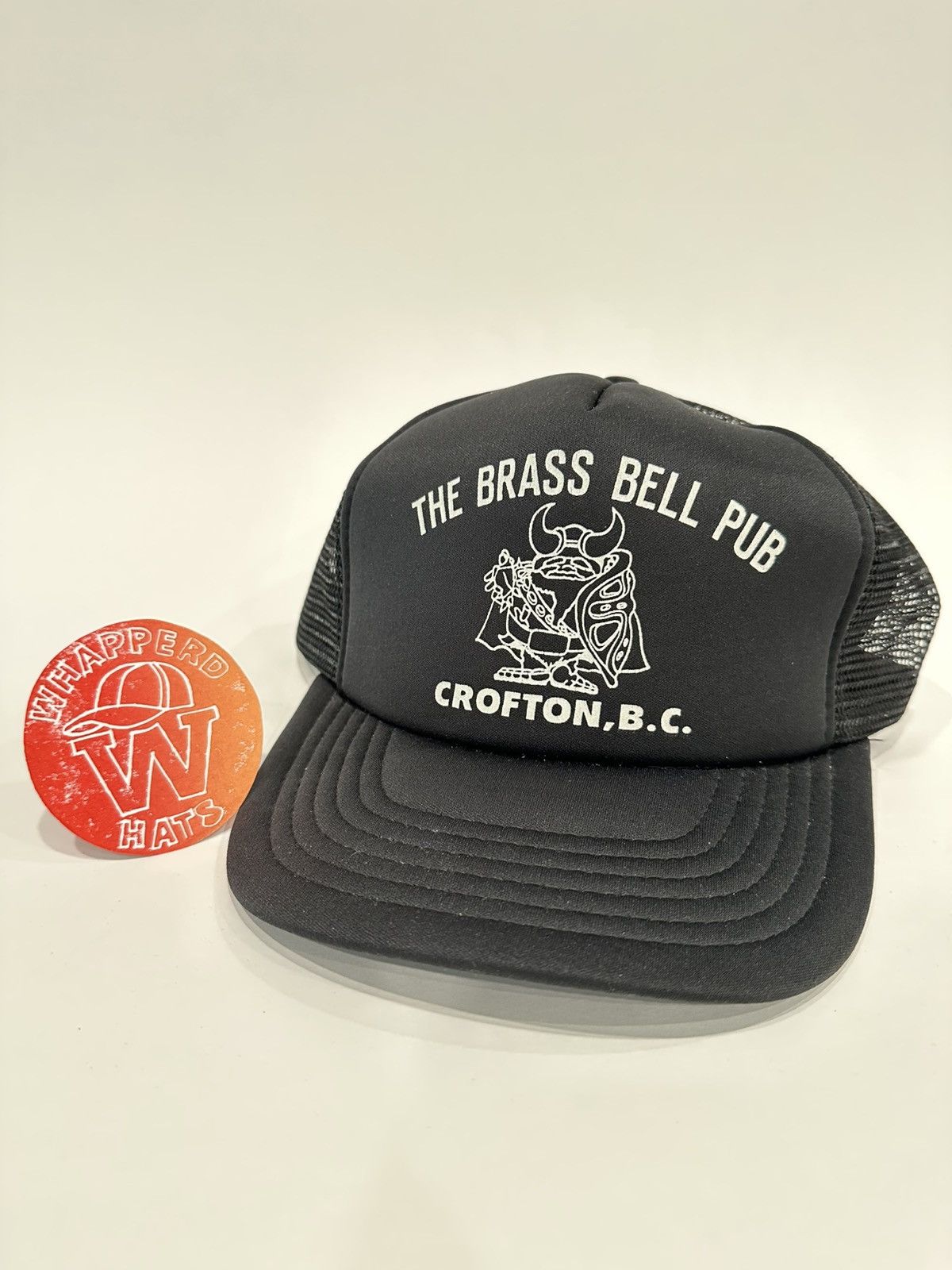 Vintage Vintage Brass Bell Pub Trucker Snapback Size ONE SIZE - 1 Thumbnail