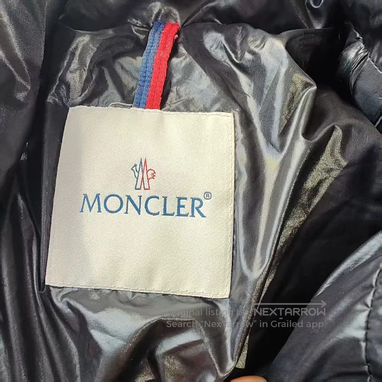 Moncler moncler black puffer jacket with stand collar. Size US S / EU 44-46 / 1 - 3 Thumbnail