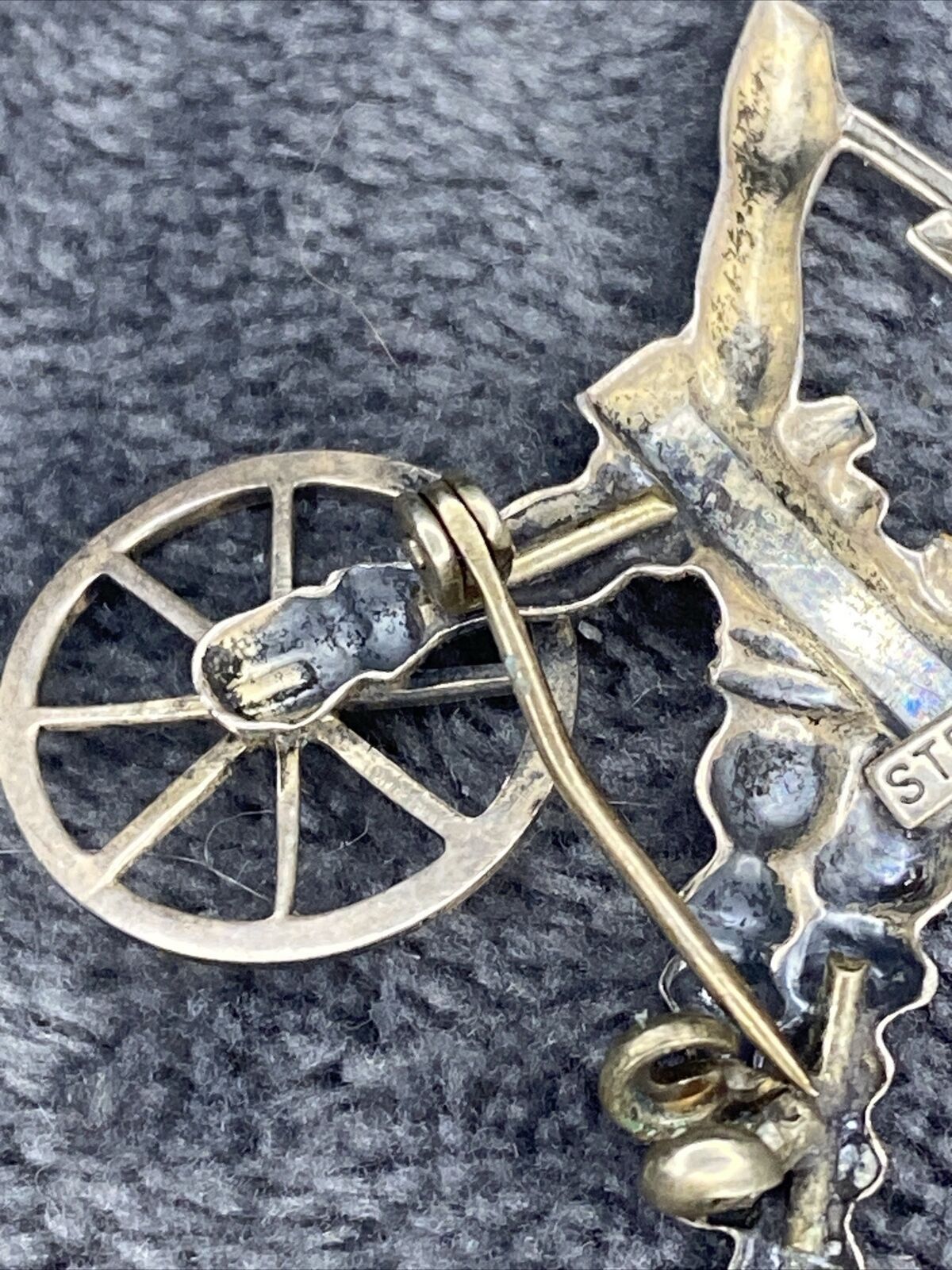 Other Vintage Sterling Silver Traditional Fiber Spinning Wheel Pin Size ONE SIZE - 8 Thumbnail