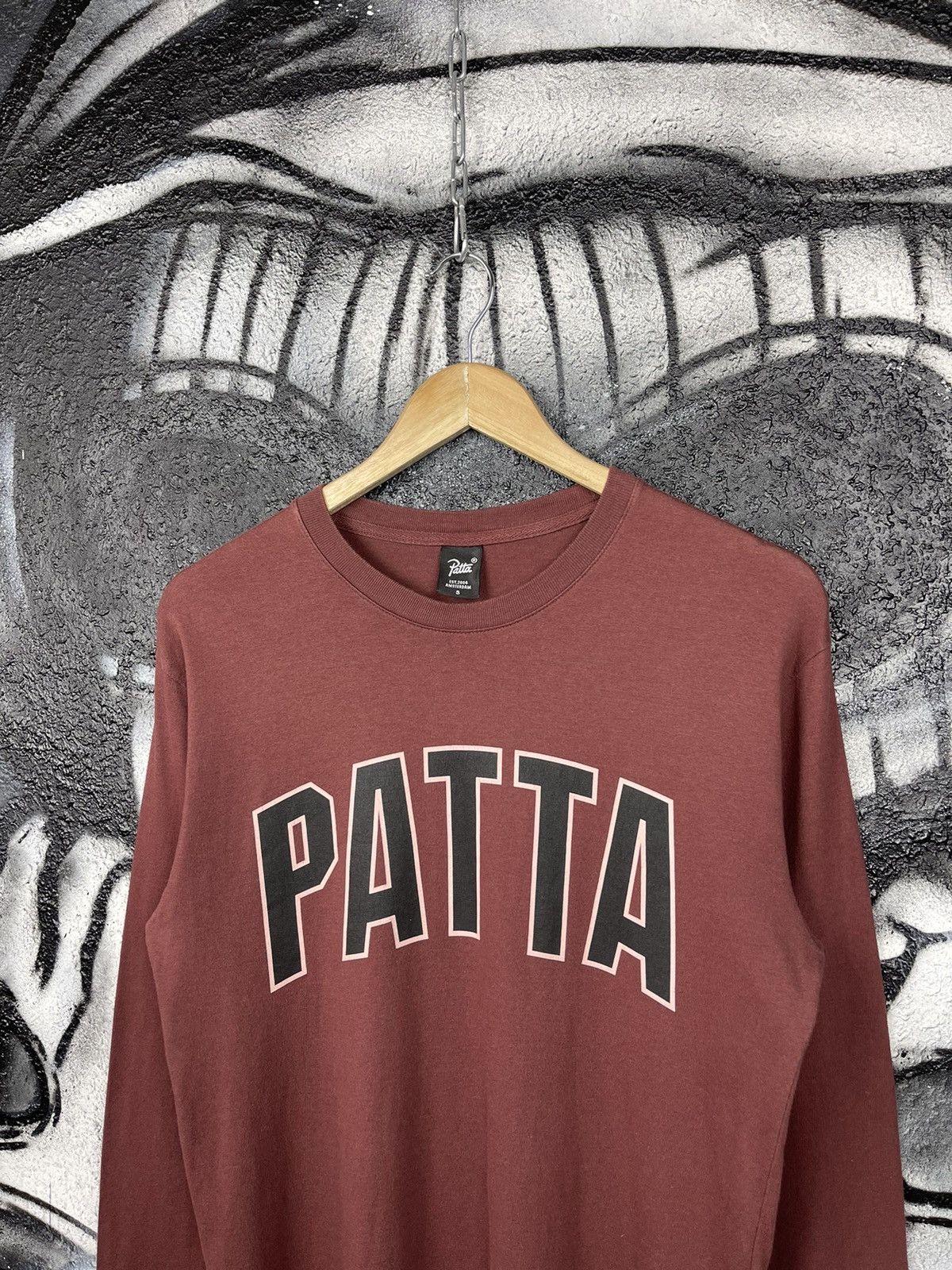 Patta Patta Curve Logo Long Sleeve T-Shirt Men’s Size S Size US S / EU 44-46 / 1 - 3 Thumbnail
