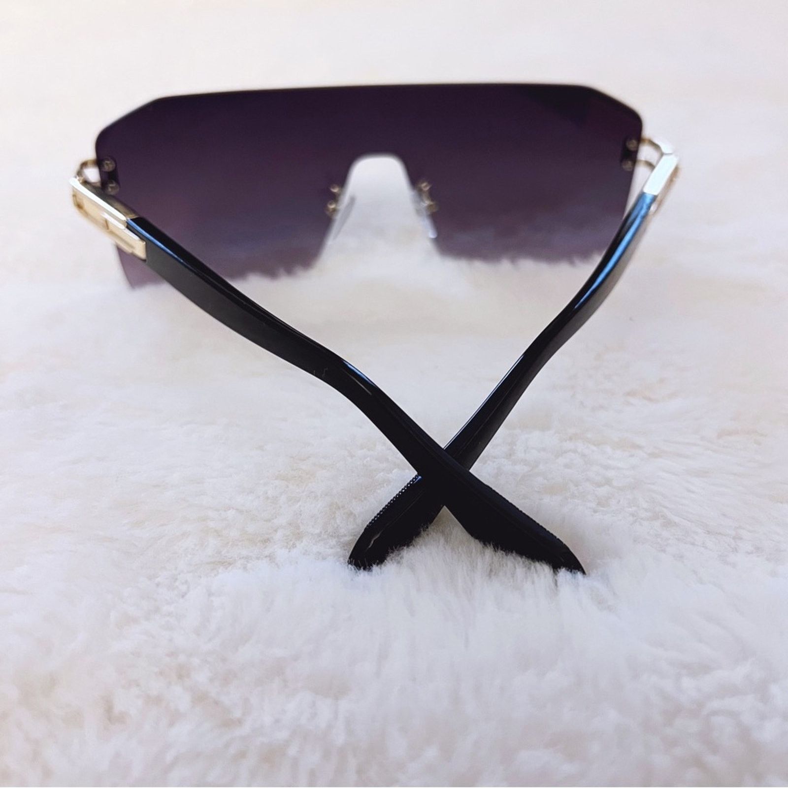 Other Sadie Black Oversized Rimless Flat-Top Sunglasses Size ONE SIZE - 10 Thumbnail