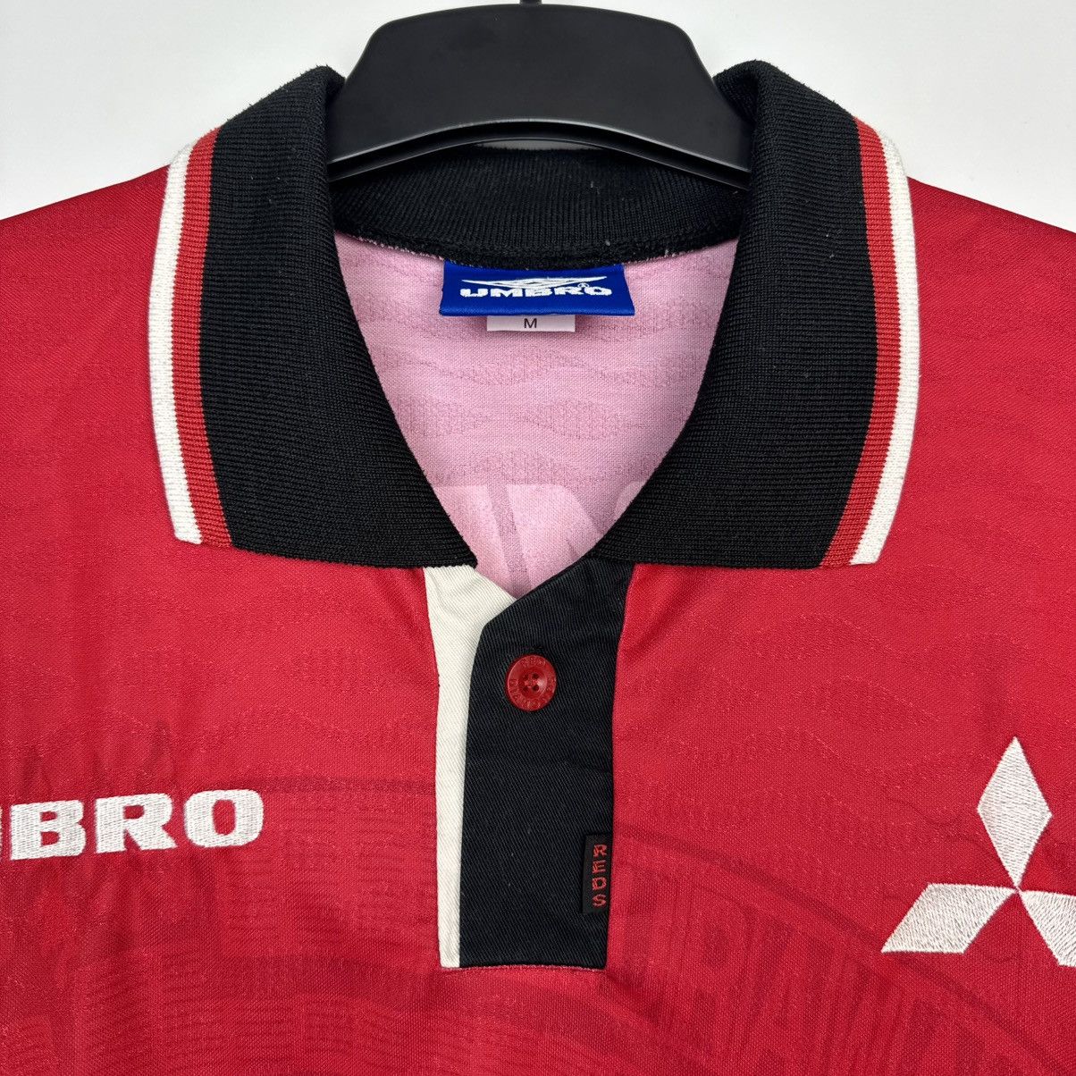 Umbro URAWA RED DIAMONDS 1996/98 HOME FOOTBALL SHIRT SOCCER JERSEY Size US M / EU 48-50 / 2 - 9 Thumbnail