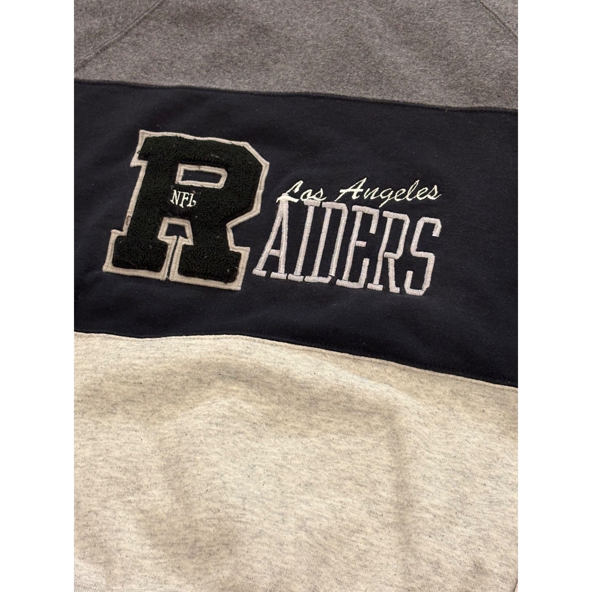 Nutmeg Vintage 90s Nutmeg Mills Los Angeles Raiders NFL Crewneck Sw Size US L / EU 52-54 / 3 - 5 Thumbnail