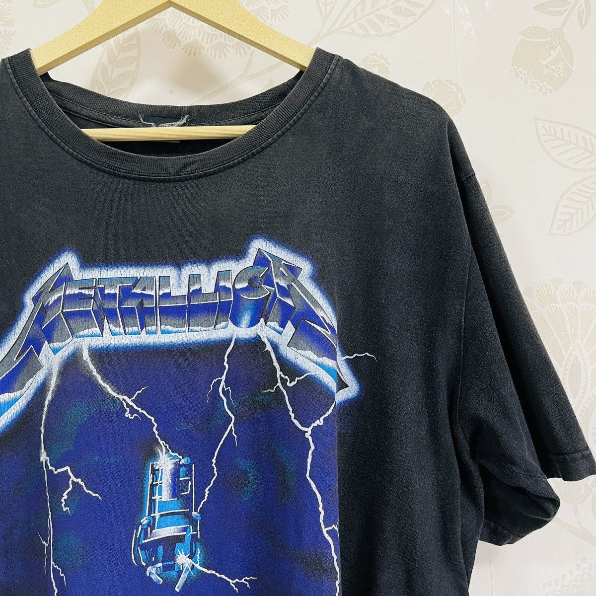Metallica Vintage Metallica Ride The Lightning TShirt Size US L / EU 52-54 / 3 - 4 Thumbnail