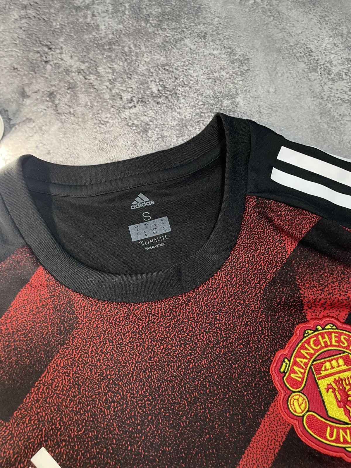Other MANCHESTER UNITED 2017 Home AON Adidas Jersey S Retro Fan Size US S / EU 44-46 / 1 - 4 Thumbnail