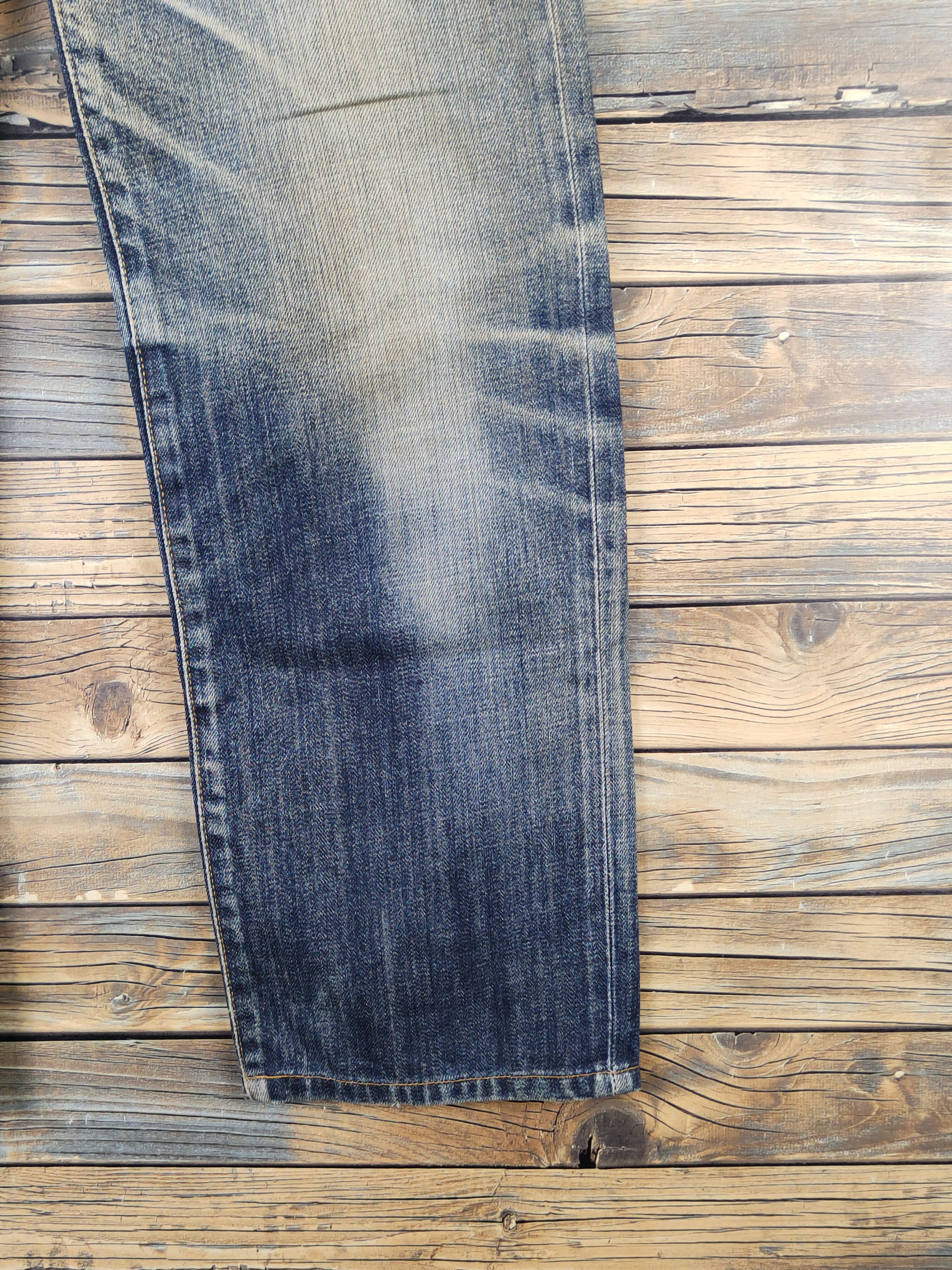 Japanese Brand Uniqlo Dark Blue Distressed Ripped Jeans #W1383 Size US 31 - 6 Thumbnail