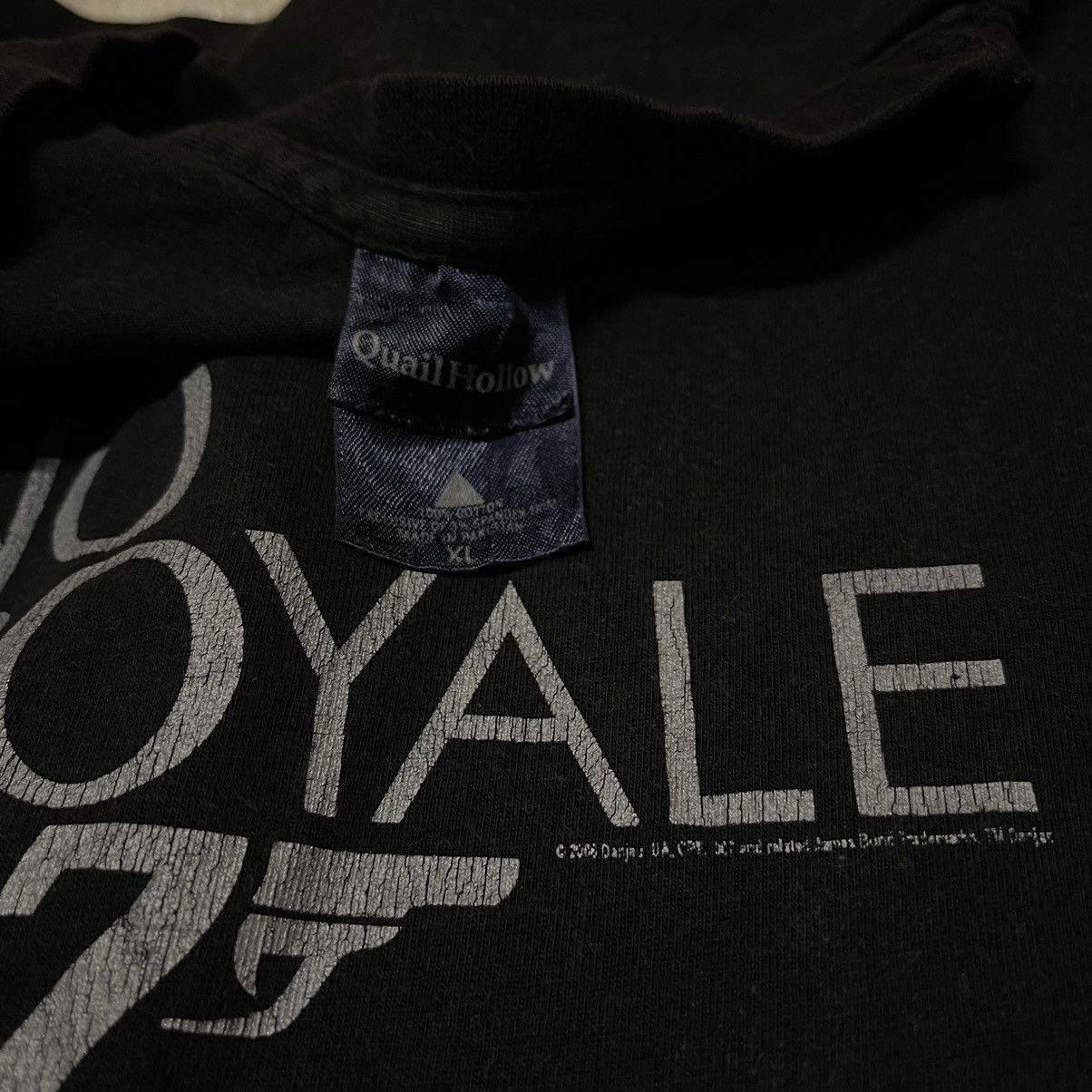 Vintage Vintage Casino Royale 2006 movie tshirt James Bond Size US L / EU 52-54 / 3 - 3 Thumbnail