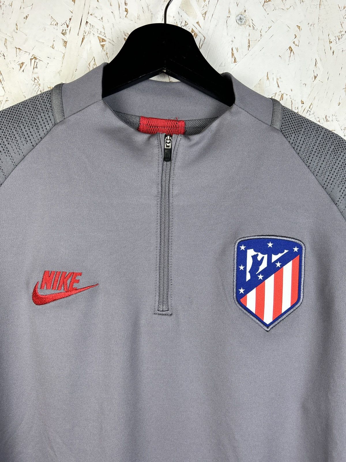 Nike Nike Atletico Madrid Strike Drill Training Top 2019/20 L Size US L / EU 52-54 / 3 - 2 Thumbnail