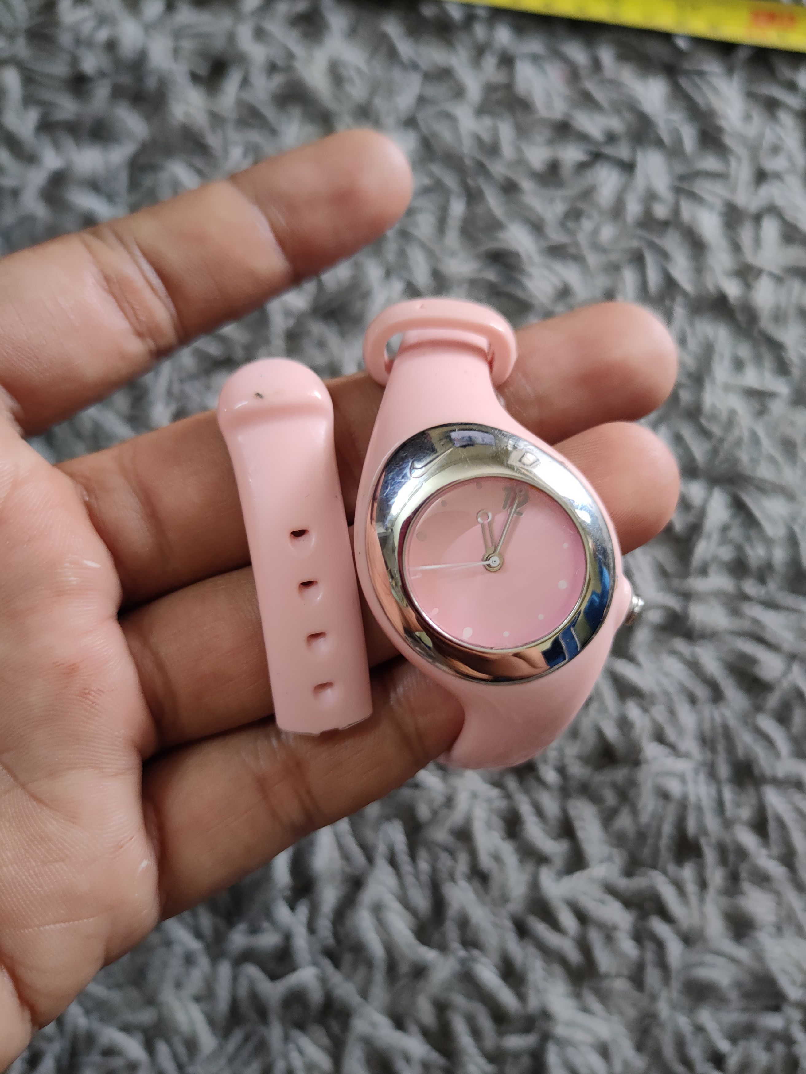 Nike Analog Vintage Spare Part Watch Straps Damage Dumoh in Pink, Women's