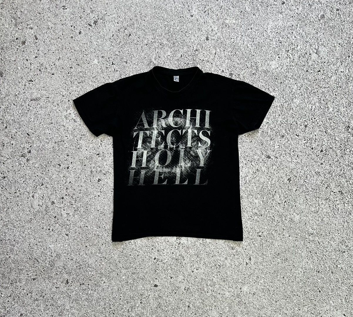 Band Tees × Vintage 2018 Architects Holy Hell Band Rock Promo Music T-Shirt Size US XL / EU 56 / 4 - 1 Thumbnail