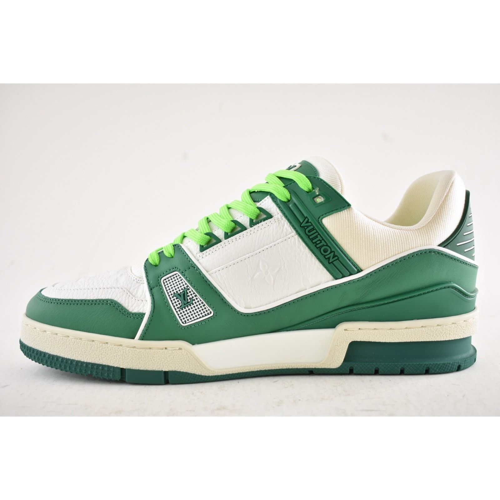 Louis Vuitton Louis Vuitton Green White Empreinte Leather Low Top Size US 10 / EU 43 - 12 Thumbnail