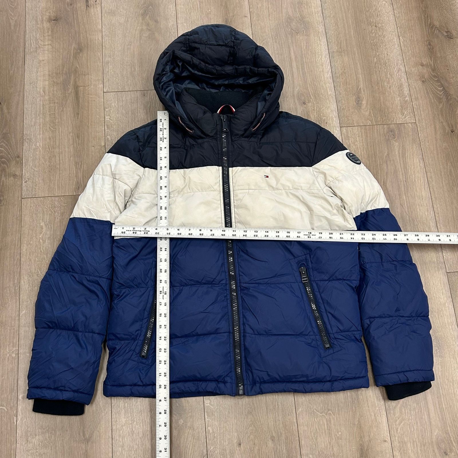 Tommy Hilfiger Tommy Hilfiger Quilted Puffer Hooded Jacket size Large L Size US L / EU 52-54 / 3 - 4 Thumbnail