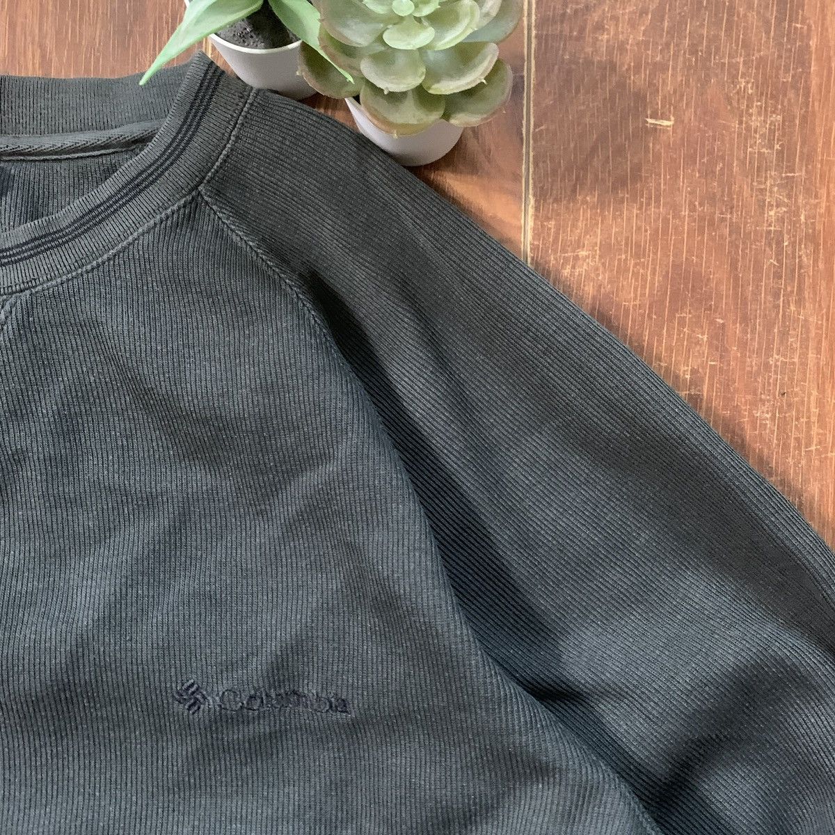 Columbia × Vintage Vintage Columbia Sportswear Dark Green Sweater Size US M / EU 48-50 / 2 - 2 Thumbnail