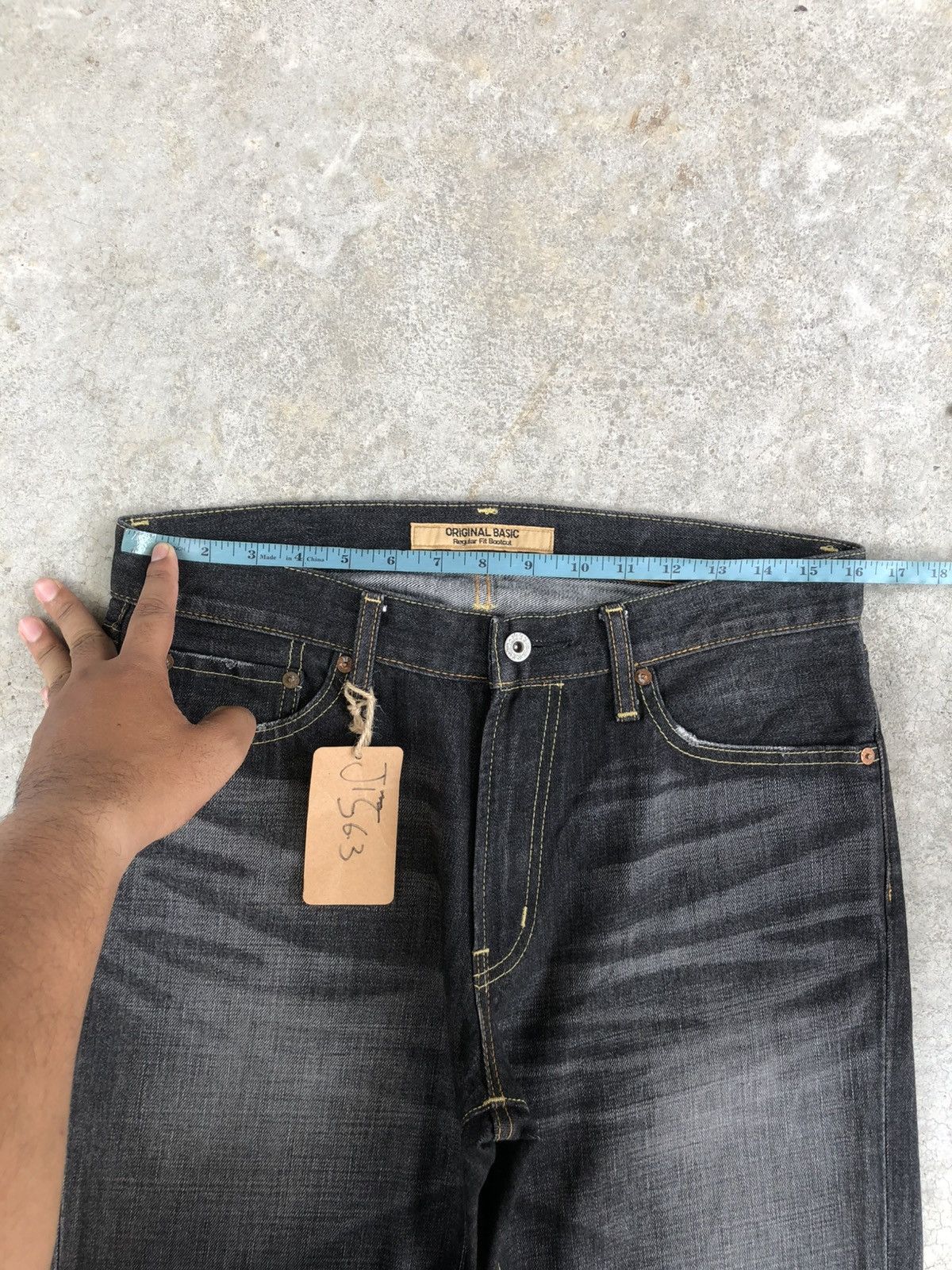 If Six Was Nine Flared Uniqlo Bootcut Distressed Jeans Size US 32 / EU 48 - 22 Thumbnail