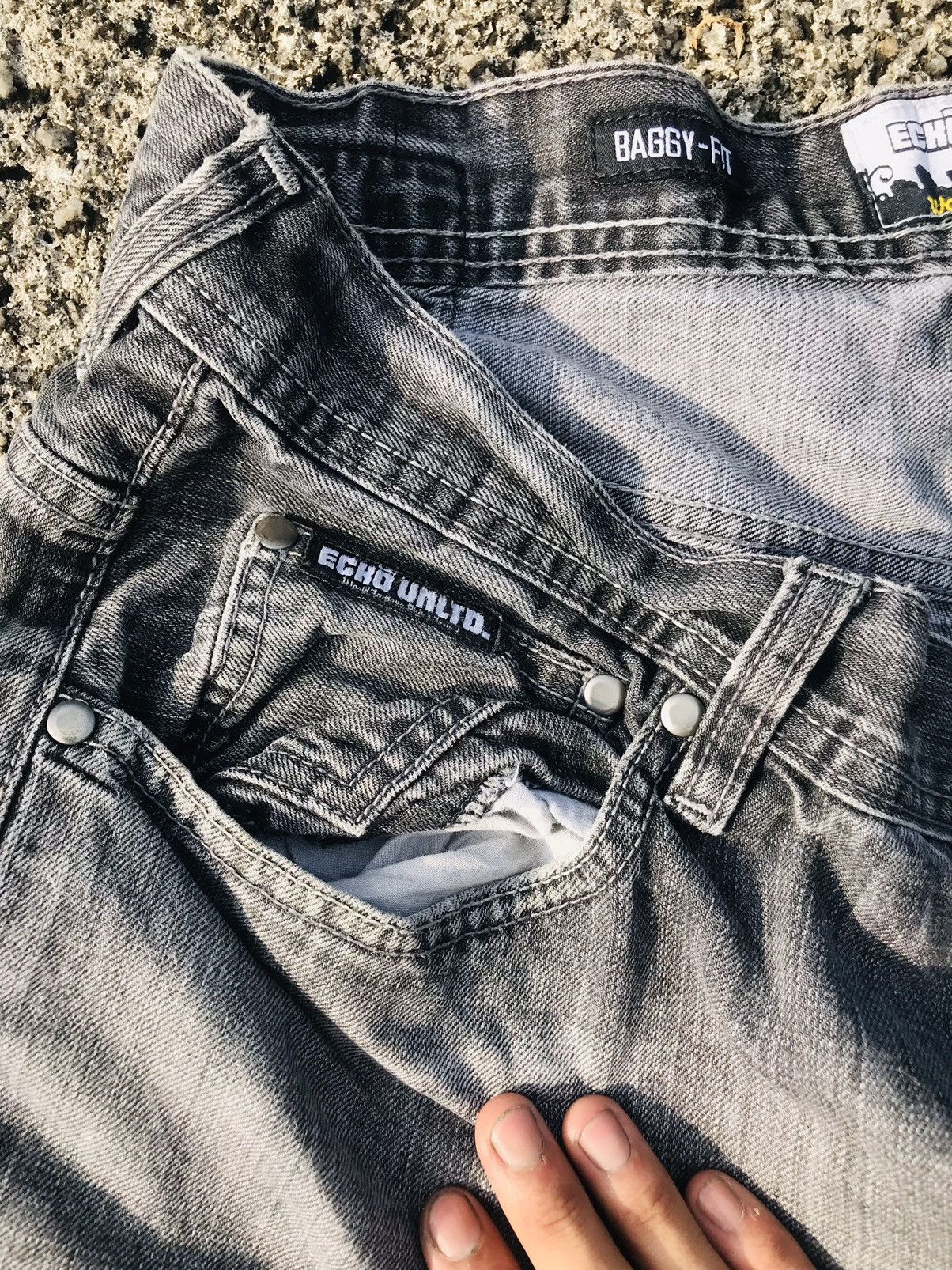 Ecko Unltd. × Vintage Vintage Y2K Ecko Unltd embroidered baggy jeans Size US 36 / EU 52 - 8 Thumbnail
