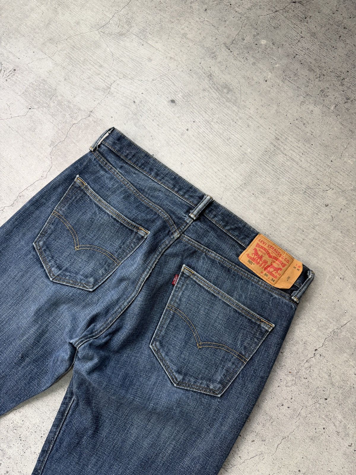 Levi's Vintage Levis 501 Distressed Denim 36/34 Size US 36 / EU 52 - 3 Thumbnail