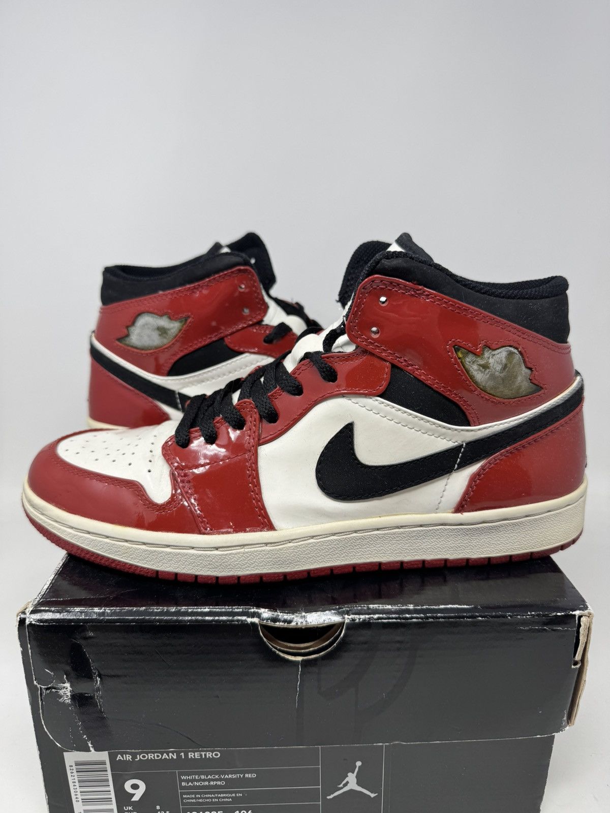 Jordan Brand Nike Air Jordan 1 Retro Patent Chicago Bulls 2003 Size US 9 / EU 42 - 3 Thumbnail