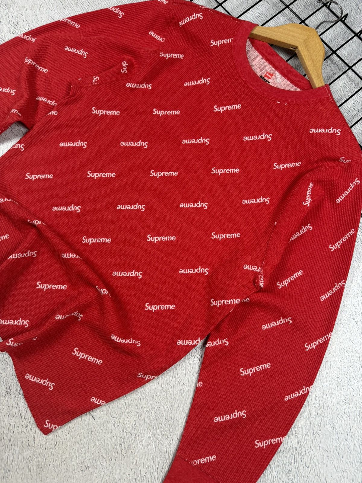 Hanes × Supreme × Vintage Supreme Hanes Monogram Longsleeve Streetweat y2k M size Size US M / EU 48-50 / 2 - 3 Thumbnail